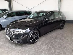 Black metallic Gebraucht 2024 Mercedes E220 Advanced Kombi | 48.900 € (Guter Preis)