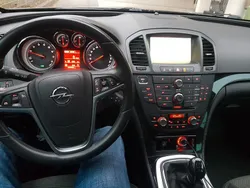 Braun Gebraucht 2011 Opel Insignia Edition Kombi | 5.100 € (Fairer Preis)