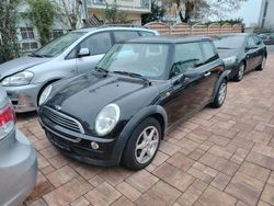 Schwarz Gebraucht 2002 Mini Cooper Kleinwagen | 650 €
