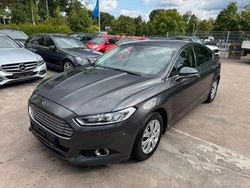 Grau Gebraucht 2015 Ford Mondeo Titanium Limousine | 6.950 €