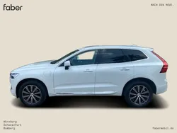 Crystal white / metallic (weiß) Gebraucht 2021 Volvo XC60 Inscription SUV | 44.990 € (Fairer Preis)
