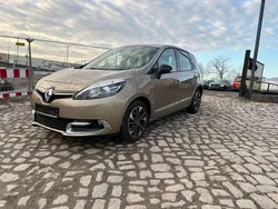 Beige dune Gebraucht 2015 Renault Scénic III Bose Edition Van / Kleinbus | 7.090 € (Fairer Preis)