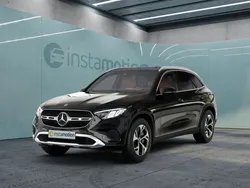 Schwarz Gebraucht 2024 Mercedes GLC300e SUV | 63.190 € (Fairer Preis)