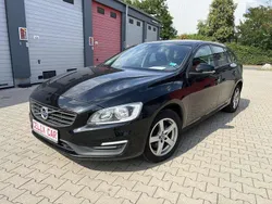 Black stone Gebraucht 2016 Volvo V60 Business Edition Kombi | 10.890 € (Fairer Preis)
