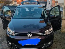 Violet Gebraucht 2013 VW Touran Van / Kleinbus | 9.300 € (Fairer Preis)