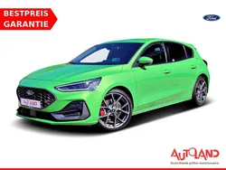 Grün Gebraucht 2022 Ford Focus ST Limousine | 31.950 € (Etwas zu teuer)