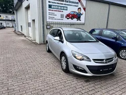 Silber Gebraucht 2014 Opel Astra Selection Kombi | 5.300 € (Fairer Preis)
