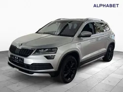 Brillant silber Gebraucht 2021 Skoda Karoq Scout 4x4 SUV | 18.897 €
