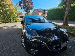 Schwarz Gebraucht 2014 Mazda 3 Sports-Line Limousine | 12.700 € (Teuer)