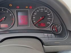 Blau Gebraucht 2003 Audi A4 Limousine | 1.500 € (Guter Preis)