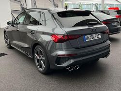 Grau Gebraucht 2023 Audi S3 Ambiente Limousine | 39.999 € (Fairer Preis)