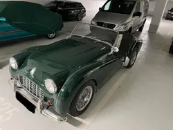 Grün Gebraucht 1957 Triumph TR3 Cabrio | 33.600 €