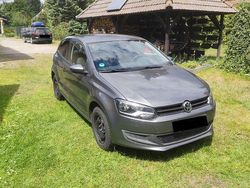 Grau Gebraucht 2010 VW Polo Trendline Limousine | 4.200 € (Fairer Preis)