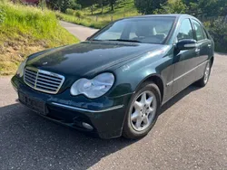 Grün Gebraucht 2004 Mercedes C220 Elegance Limousine | 2.400 € (Superpreis)