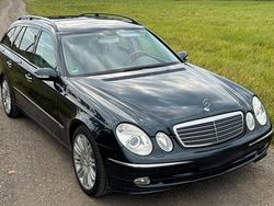 Blau Gebraucht 2003 Mercedes E320 Avantgarde Kombi | 6.750 € (Teuer)