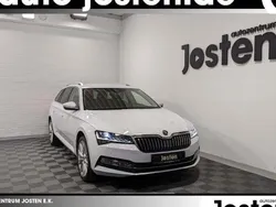Weiss Gebraucht 2024 Skoda Superb Style Kombi | 37.790 € (Etwas zu teuer)