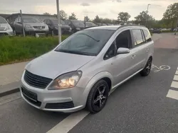 Silber Gebraucht 2006 Opel Zafira Edition Van / Kleinbus | 2.499 € (Fairer Preis)
