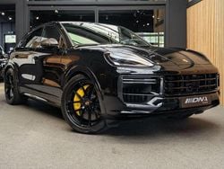 Schwarz Gebraucht 2024 Porsche Cayenne Turbo E-Hybrid SUV | 198.994 € (Teuer)