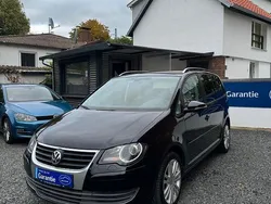 Schwarz Gebraucht 2010 VW Touran Freestyle Van / Kleinbus | 4.490 € (Guter Preis)