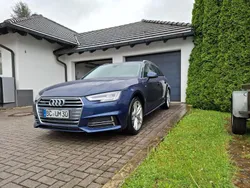 Blau Gebraucht 2018 Audi A4 S-Line Kombi | 18.200 € (Guter Preis)