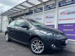 Grau Gebraucht 2013 Mazda 2 Inclusive Limousine | 5.699 € (Fairer Preis)