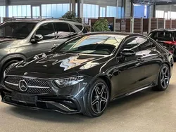 Grau Gebraucht 2023 Mercedes CLS220 AMG line Coupé | 46.900 € (Superpreis)