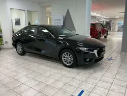 Jet black Neu 2025 Mazda 3 Prime-Line Limousine | 25.490 € (Guter Preis)