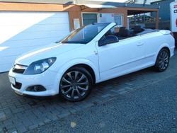 Olympic white Gebraucht 2010 Opel Astra Cabriolet Edition Cabrio | 4.000 € (Etwas zu teuer)