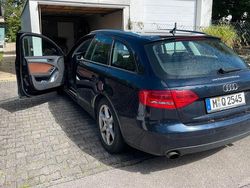 Blau Gebraucht 2009 Audi A4 Ambiente Kombi | 9.400 € (Etwas zu teuer)