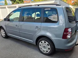 Grau Gebraucht 2009 VW Touran Trendline Van / Kleinbus | 2.950 € (Fairer Preis)