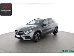 Grau (metallic) Gebraucht 2017 Mercedes GLA200 AMG SUV | 22.879 € (Etwas zu teuer)