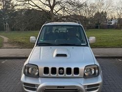 Silber Gebraucht 2009 Suzuki Jimny Club SUV | 6.999 € (Guter Preis)