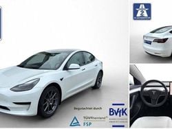Weiss Gebraucht 2022 Tesla Model 3 Standard Range Plus Limousine | 24.950 € (Guter Preis)