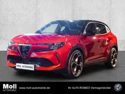 Rot Neu 2025 Alfa Romeo Junior Veloce SUV | 54.600 €