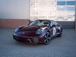 Rot Neu 2025 Porsche 911 Targa 4S Edition Cabrio | 234.900 €