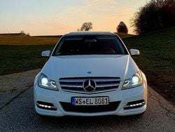 Weiß Gebraucht 2014 Mercedes C220 Avantgarde Limousine | 10.350 € (Fairer Preis)