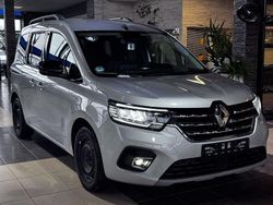 Grau Gebraucht 2023 Renault Kangoo Intens Van / Kleinbus | 15.500 € (Fairer Preis)