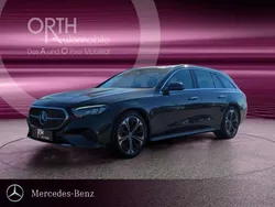 Grau Gebraucht 2024 Mercedes E220 Kombi | 46.849 € (Guter Preis)