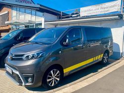 Grau Gebraucht 2022 Toyota Proace Verso Kombi | 44.500 € (Teuer)