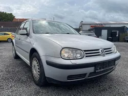 Silber Gebraucht 2000 VW Golf IV Limousine | 900 € (Guter Preis)