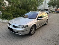 Grau Gebraucht 2005 Renault Laguna II Kombi | 1.300 € (Fairer Preis)