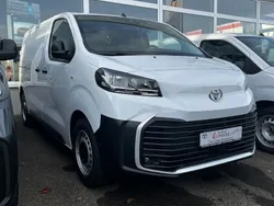 Weiß Neu 2024 Toyota Proace Van | 36.900 € (Etwas zu teuer)