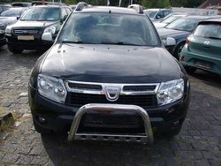 Schwarz (metallic) Gebraucht 2010 Dacia Duster Prestige SUV | 6.800 € (Fairer Preis)