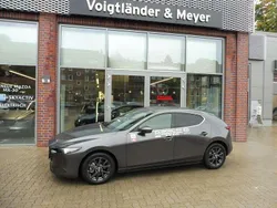 Matrixgrau Gebraucht 2020 Mazda 3 Selection Limousine | 19.985 € (Fairer Preis)