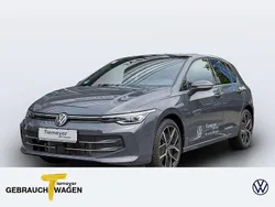 Delfingrau metallic/schwarz Neu 2024 VW Golf VIII Style Limousine | 39.680 € (Teuer)