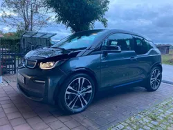 Grau Gebraucht 2022 BMW i3 Sport Line Kleinwagen | 20.400 € (Fairer Preis)