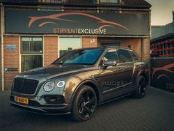 Grau Gebraucht 2018 Bentley Bentayga SUV | 107.000 € (Teuer)