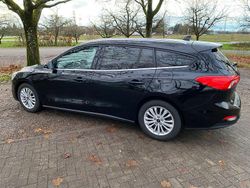 Schwarz Gebraucht 2019 Ford Focus Titanium Kombi | 10.200 € (Etwas zu teuer)