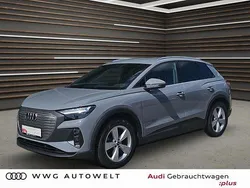 Grau Gebraucht 2022 Audi Q4 e-tron Basis SUV | 24.350 € (Fairer Preis)