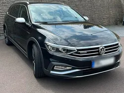 Schwarz Gebraucht 2020 VW Passat Alltrack Kombi | 33.290 € (Etwas zu teuer)